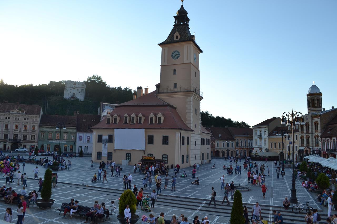 Casa Krone - Piata Sfatului Braşov Exterior foto